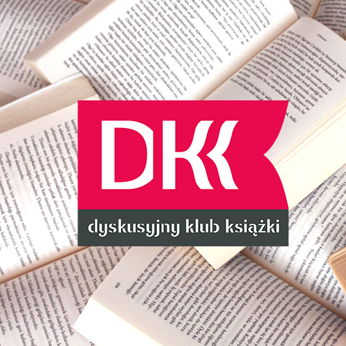 logo DKK na tle otwartych książek