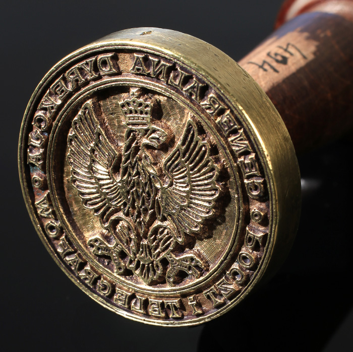 pieczęć z Orłem Polskim z Muzeum Poczty i Telekomunikacji